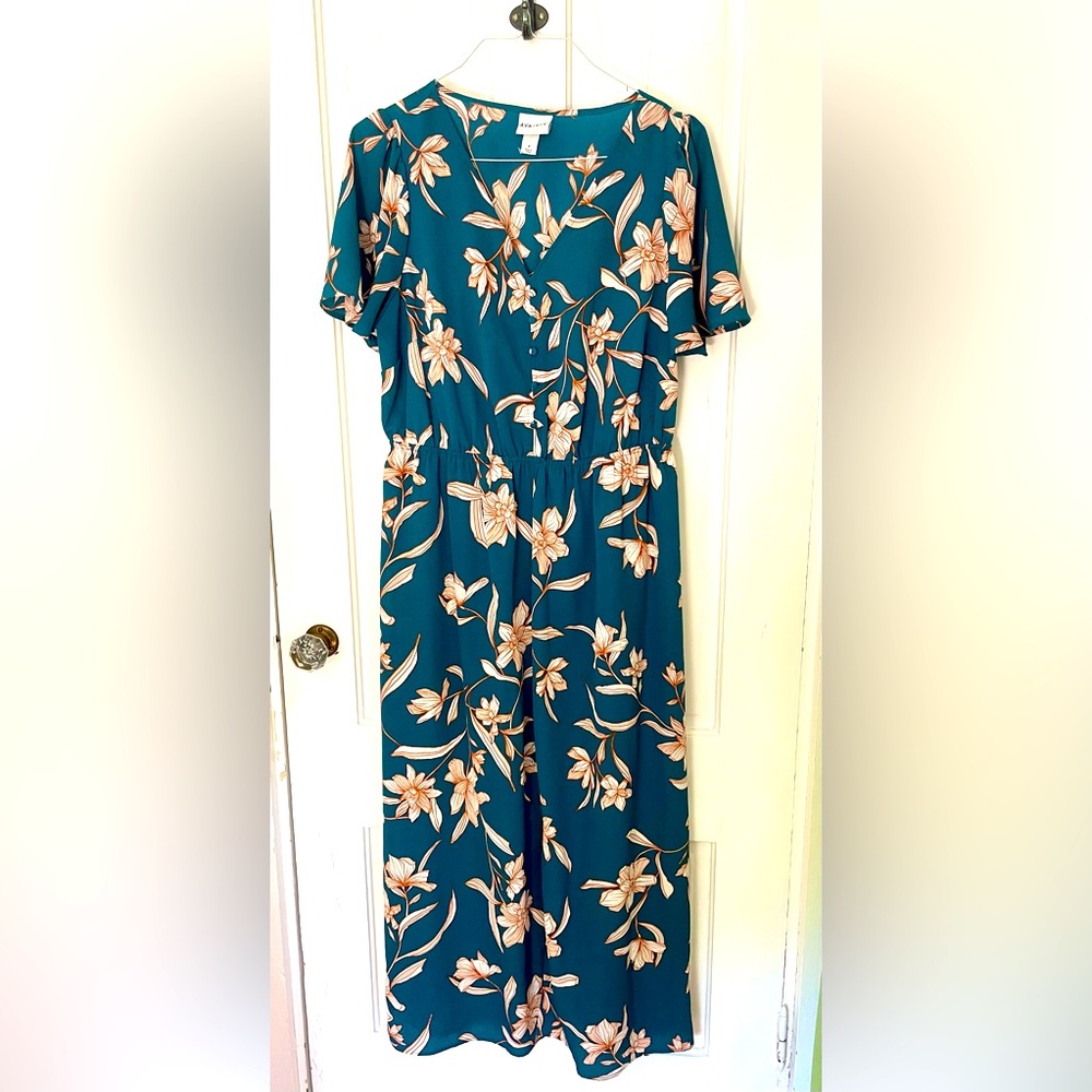 Ava & Viv dress